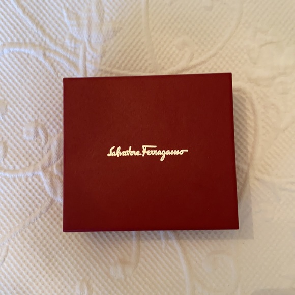 Salvatore Ferragamo Red Jewelry Box & Pouch - Picture 7 of 15